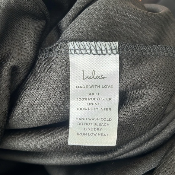 Lulu's Elegant Invite Black Ruffled One-Shoulder Maxi Dress NWT Size Medium - Picture 11 of 11